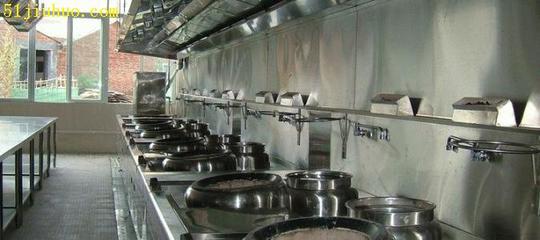 餐廳廚房一套設(shè)備多少錢(qián),餐廳的廚具多少錢(qián)?